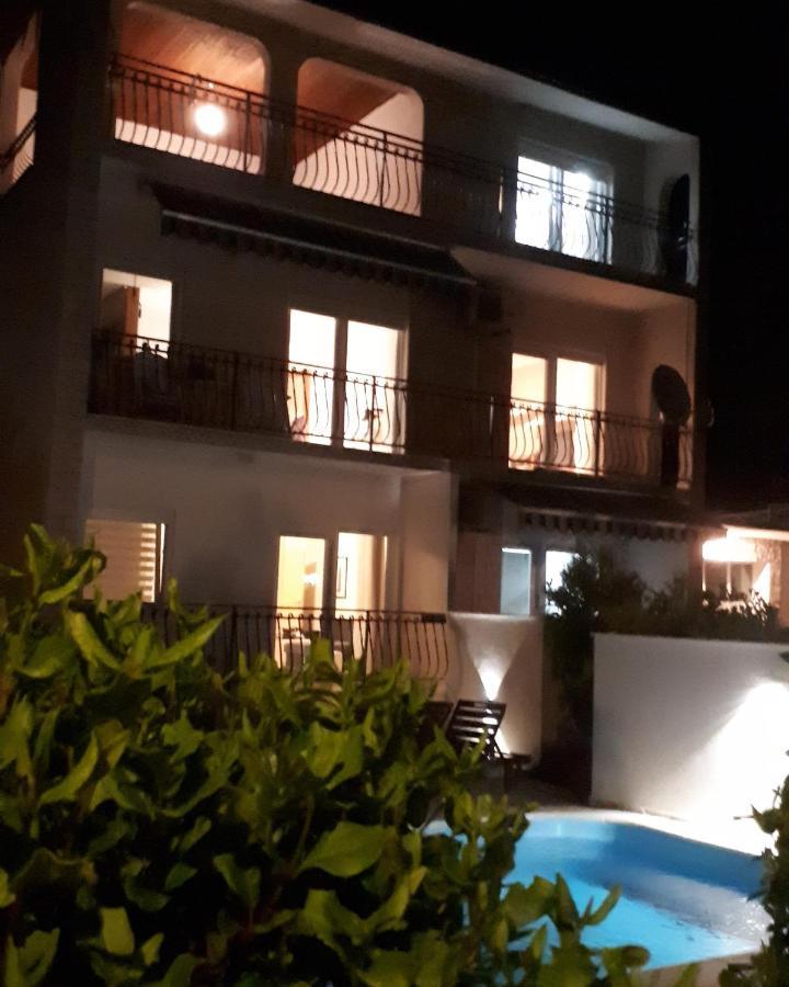 Villa Roso Kastela Exterior photo